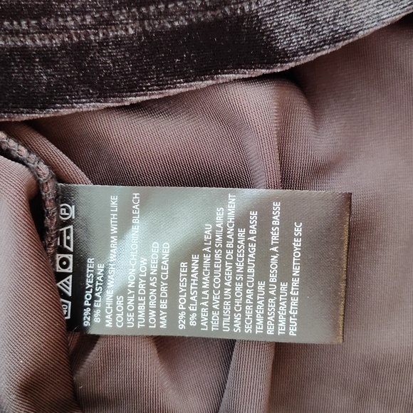 UO Silence + Noise Black Velvet Long Sleeve Top - Picture 4 of 5